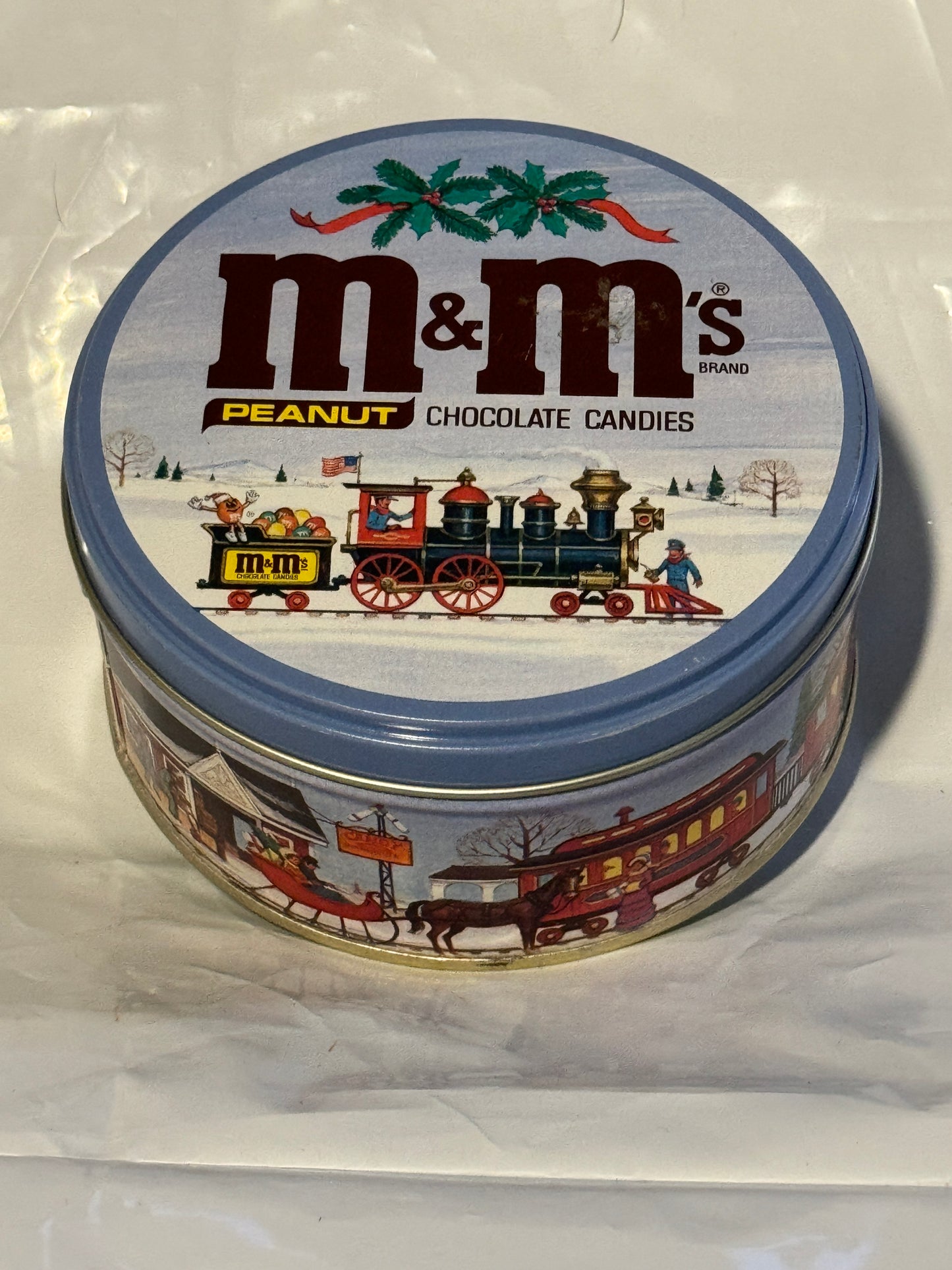 Peanut M&Ms Tin Round Vintage