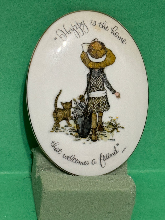 Holly Hobbie "Happy is the Home" Porcelain Oval Wall Plaque - Vintage