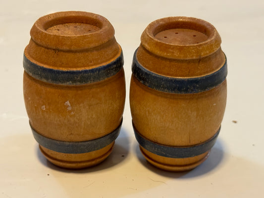 Wooden Barrel Salt And Pepper Shakers Vintage