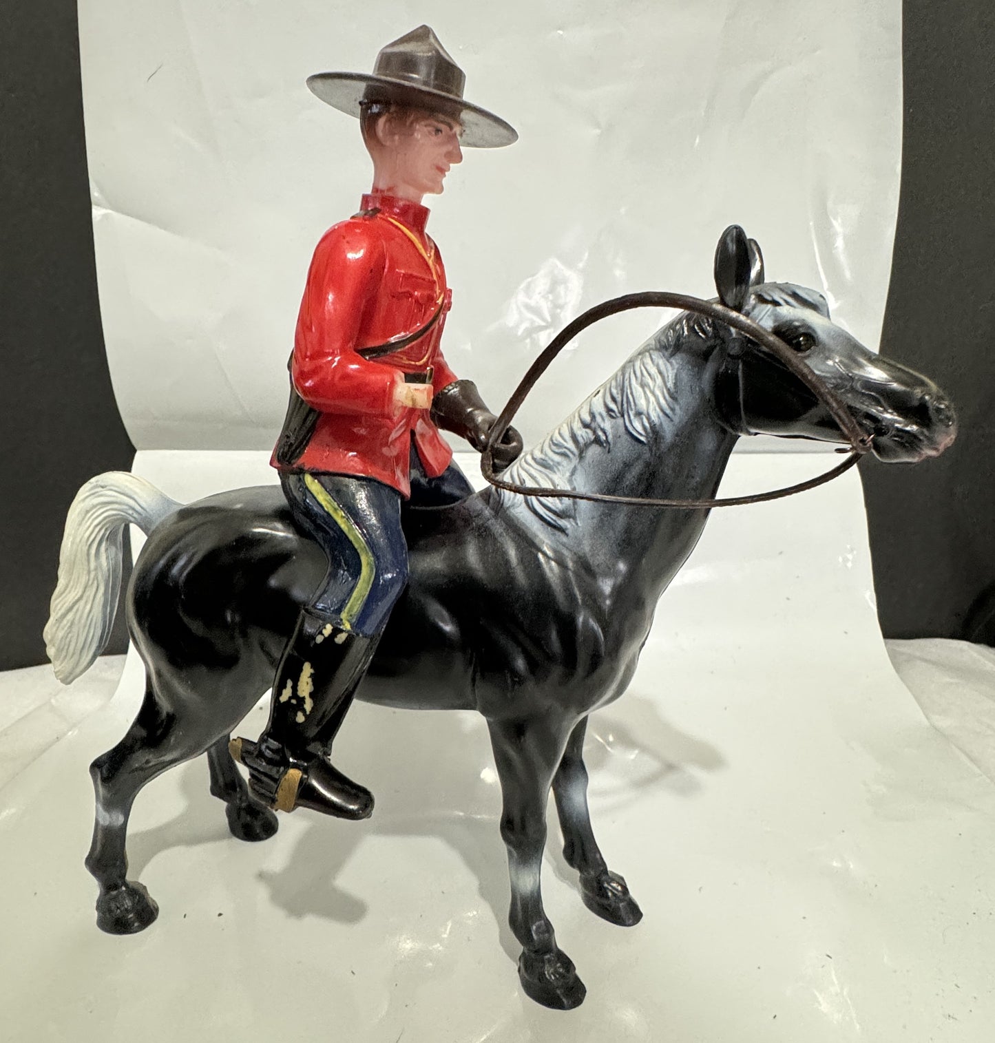 Canadian Mountie Police Solder Rider Horse Saddle Figure Tadoussac PQ Hong Kong