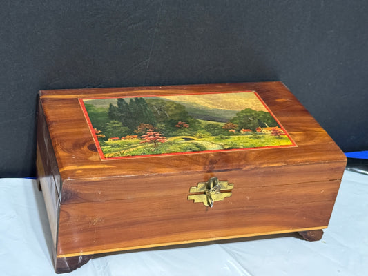 Cedar Jewelry Box Decoupage Country Scene U.S.A. - VINTAGE