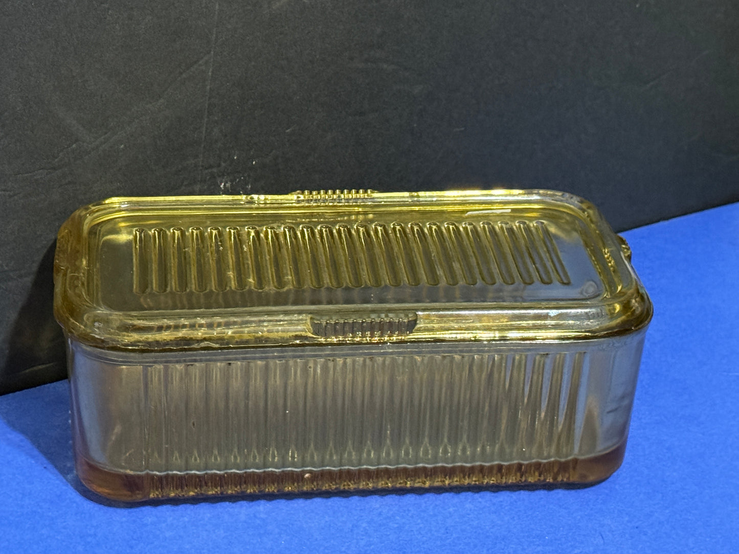 Federal Amber Ribbed Refrigerator Dish With Lid - VINTAGE