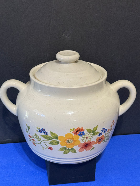 Covered Bean Pot 2.5 Qt. Sweet Flowers Bake 'n Store Stoneware 80s Vintage