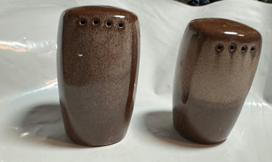 Frankoma Pottery Salt Pepper Shaker Set Dark Brown Tan Wash Glazed MCM Vintage