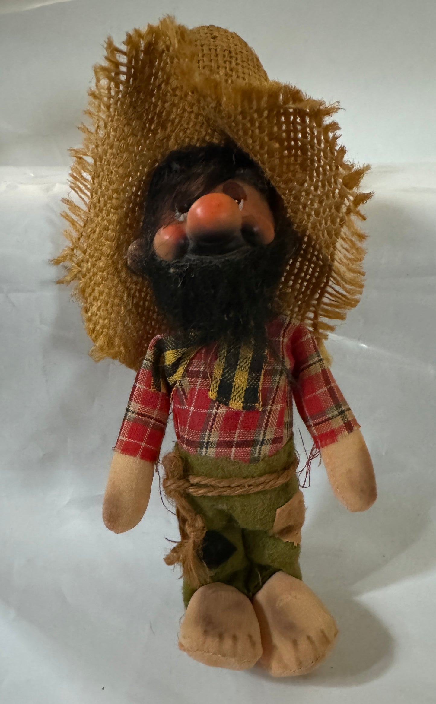 Jerry Elsner Co. Hillbilly Doll, posable - Vintage