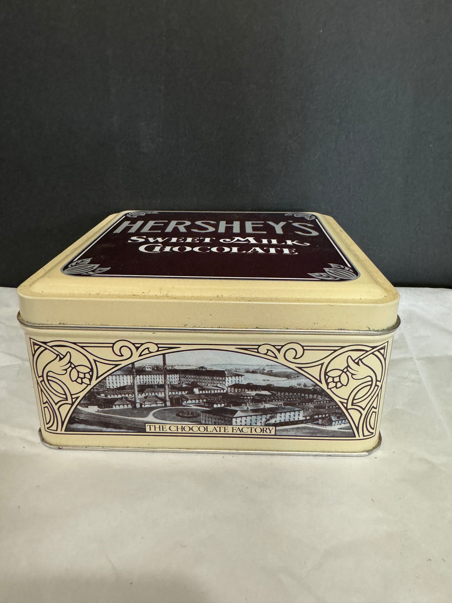 Hersheys 1990 Chocolate Tin 1912 Repr.  1st Ed. Signed VINTAGE