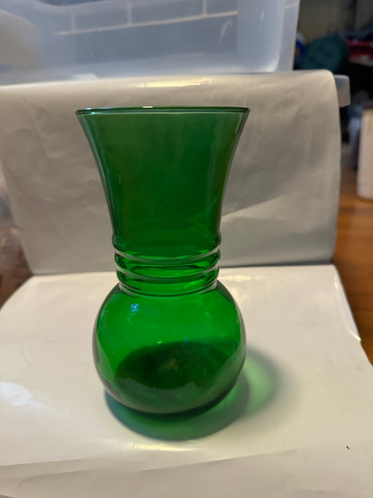 Anchor Hocking Forest Green Glass Ringed 7" "Vase Vintage