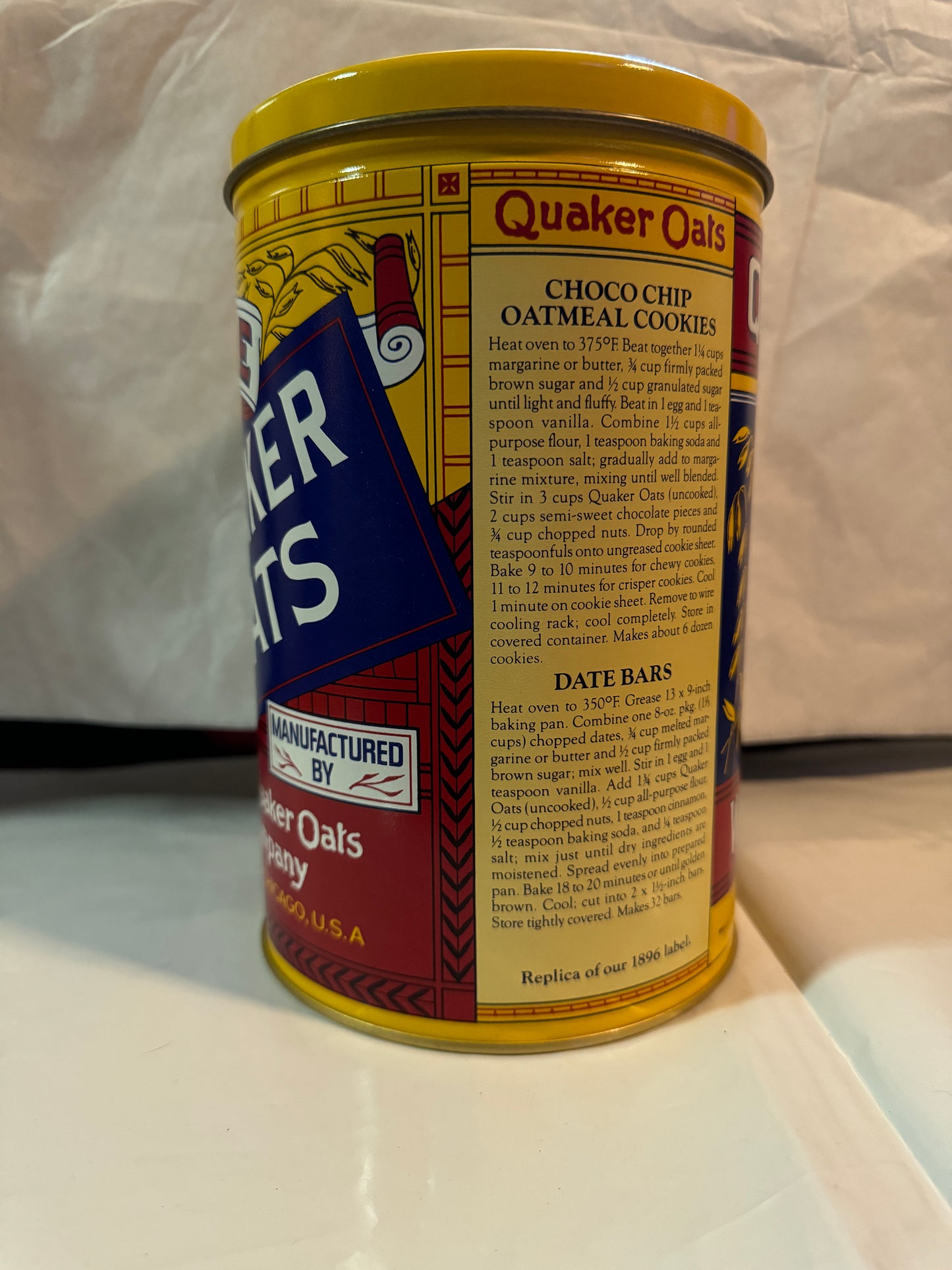 Quaker Oats Company 1984  Limited Edition Collectible Tin w/lid Vintage -NEW