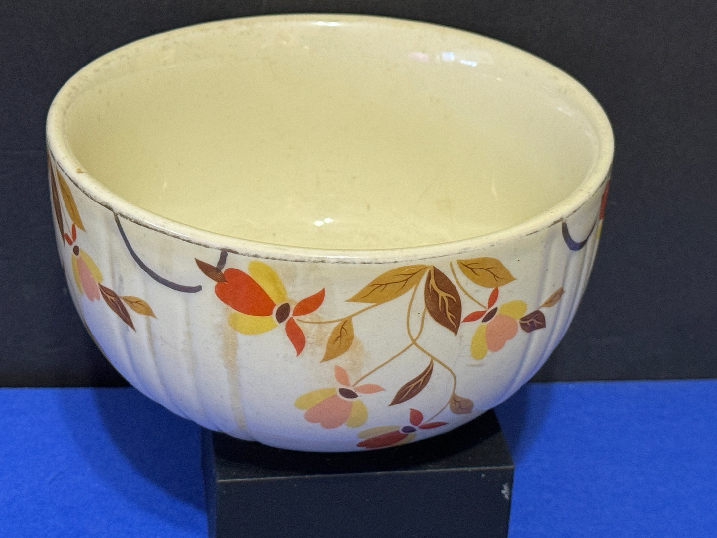 Autumn Leaf, Hall’s Superior Bowl Vintage