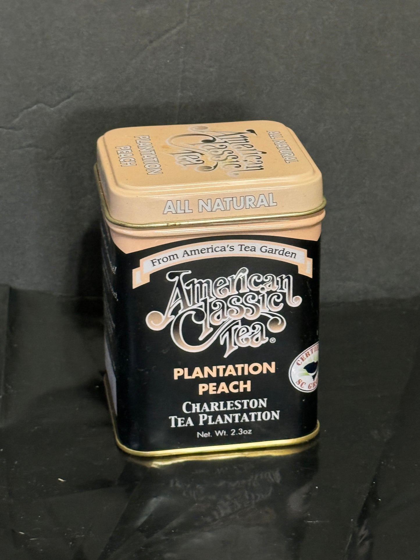 American Classic Plantation Peach Charleston Tea Plantation Tin