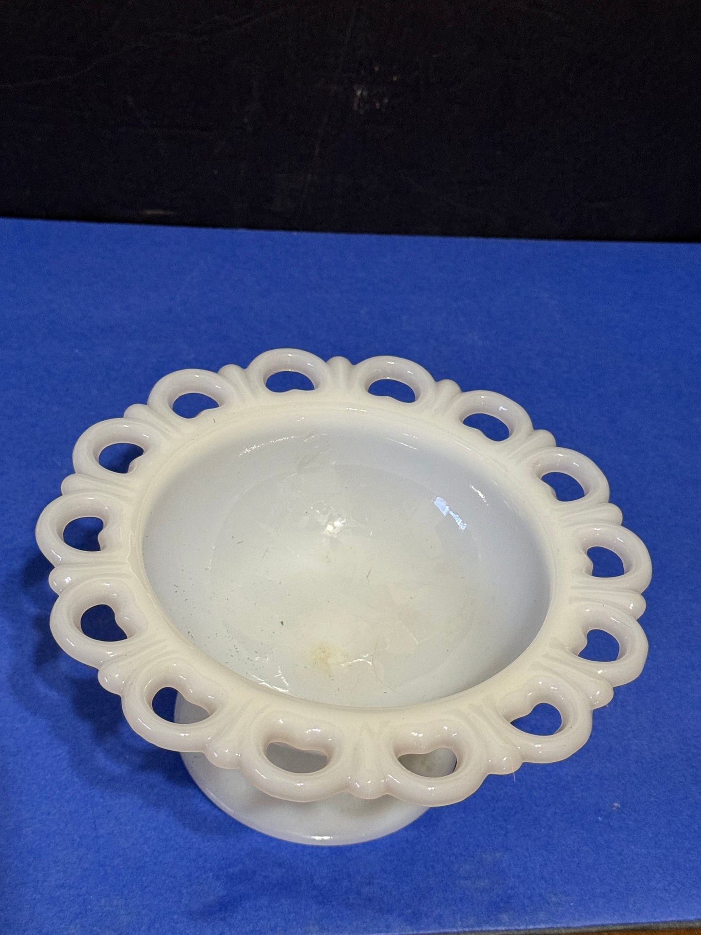 Small Anchor Hocking Old Colony Lace Edge Milk Glass Compote Dish VINTAGE