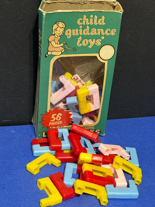 Lots O Links Child Guidance Toys Inc.  No. 702 Archer Plastics NY - VINTAGE