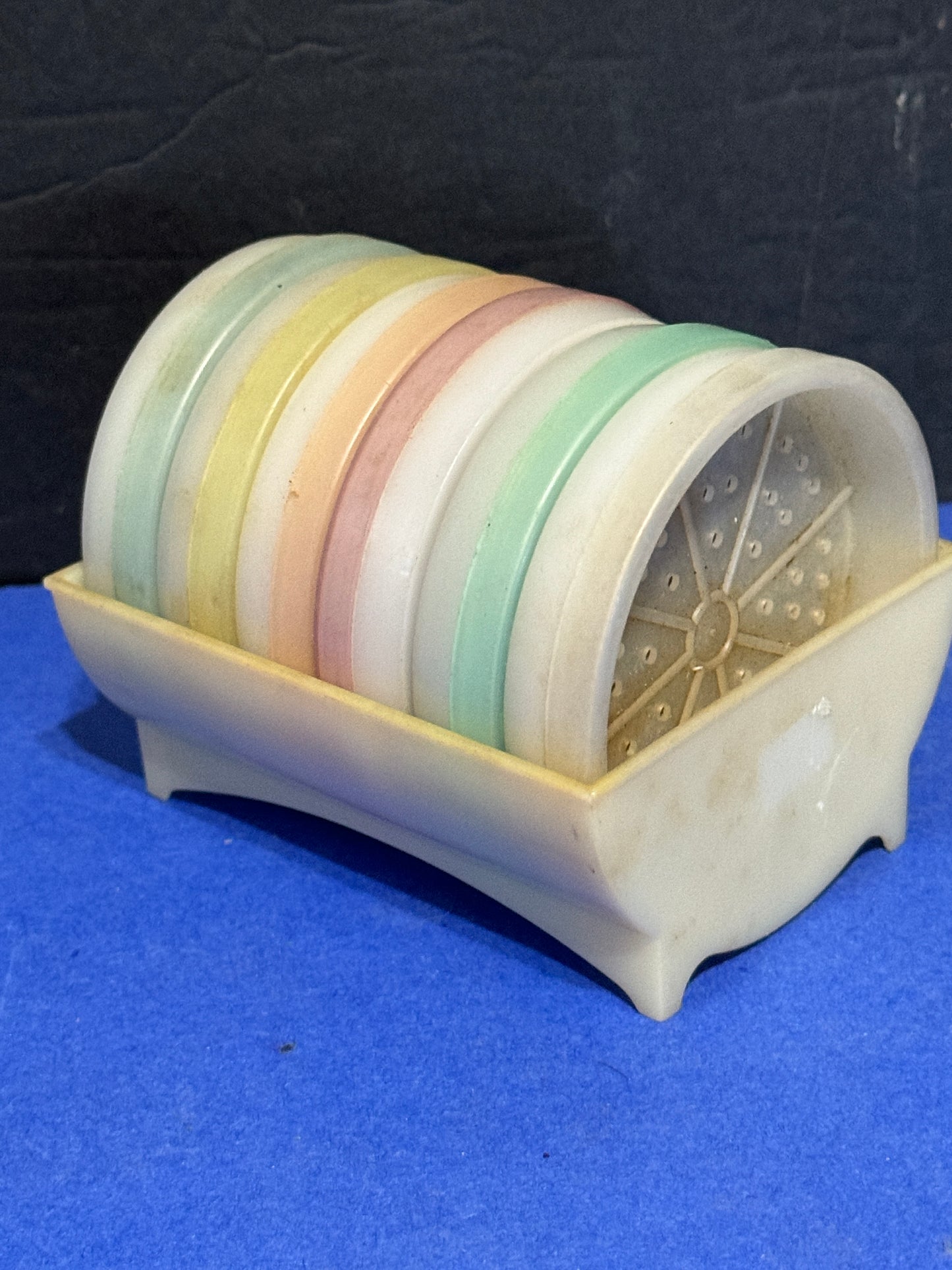 Tupperware Pastel Wagon Wheel Coaster Set 567-13 - VINTAGE