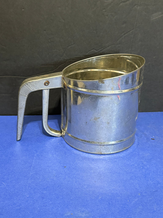 Foley Metal Flour Sifter ~ Spring Handle ~ Made in USA - Vintage