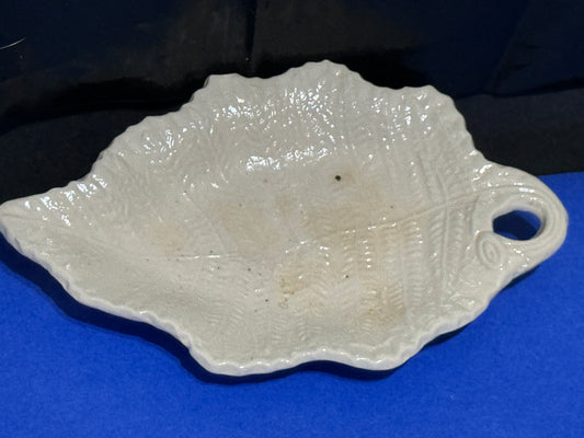 White Glazed Leaf Trinket Dish with handle - Rare Vintage