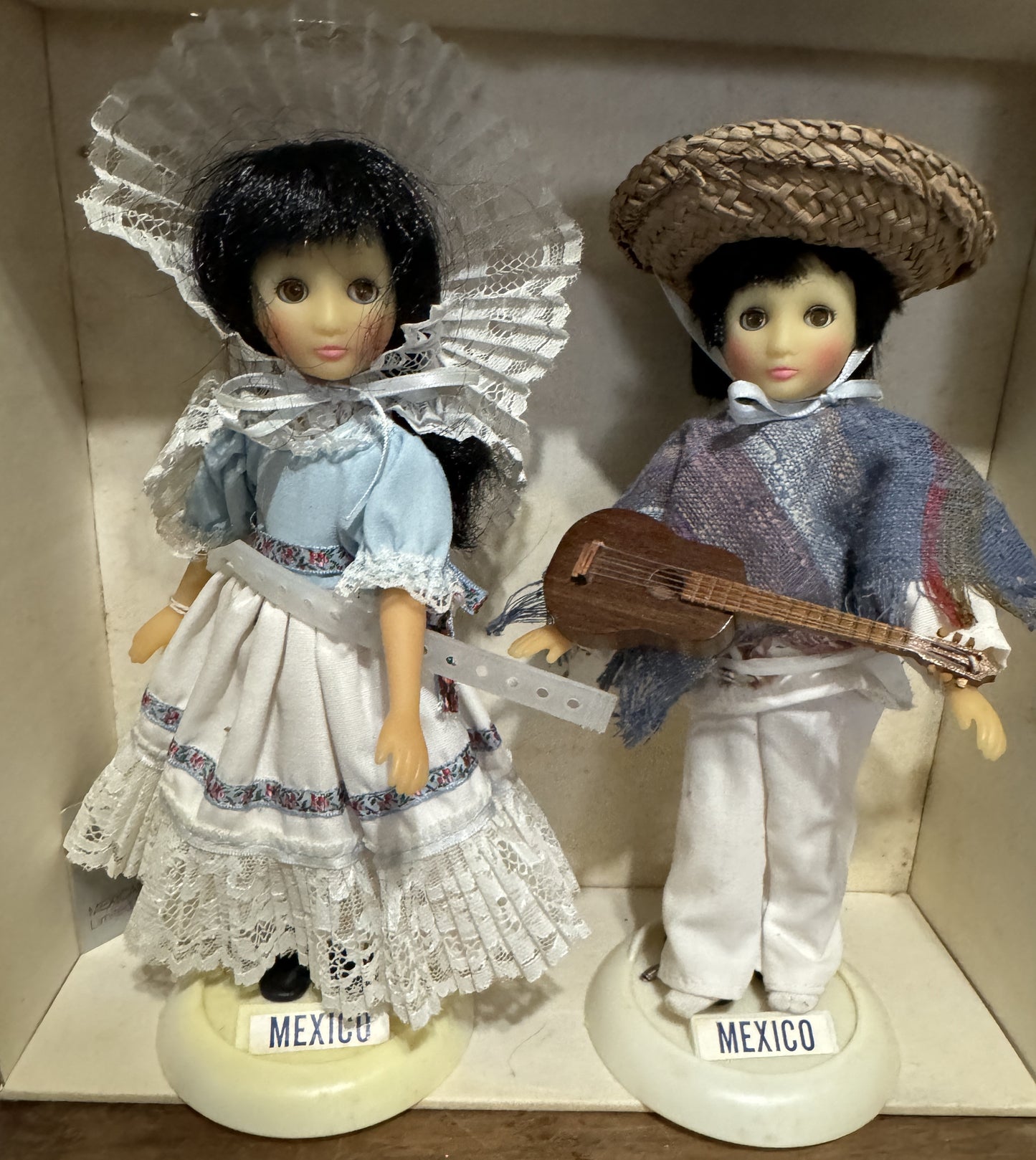 Suzanne Gibson Reeves International Mexican Boy & Girl Limited Edition  408/1000