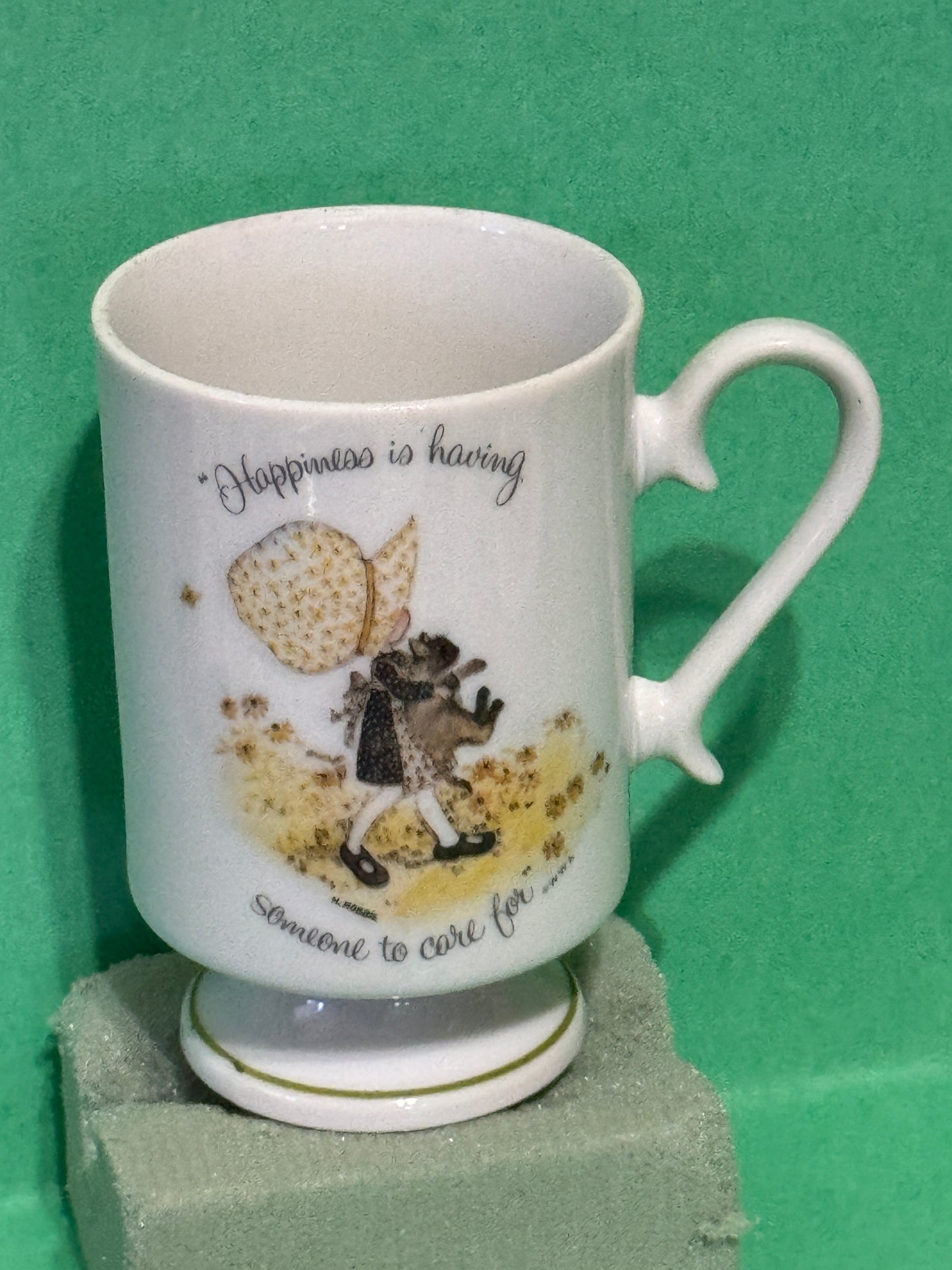 Holly Hobbie Pedestal Coffee 8 oz Mugs You Pick... - 70s Vintage