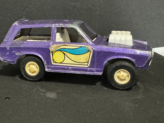 Tootsietoy Purple Vega w/decal VINTAGE