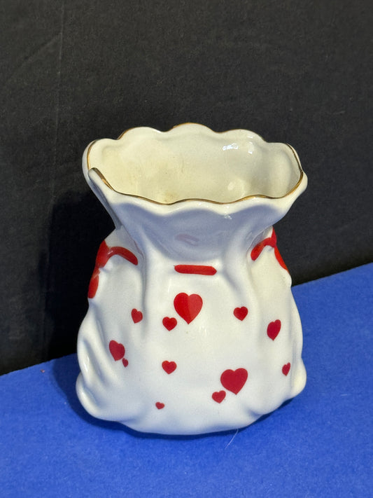 Red Heart China Vase - LEFTON #03730 - VINTAGE