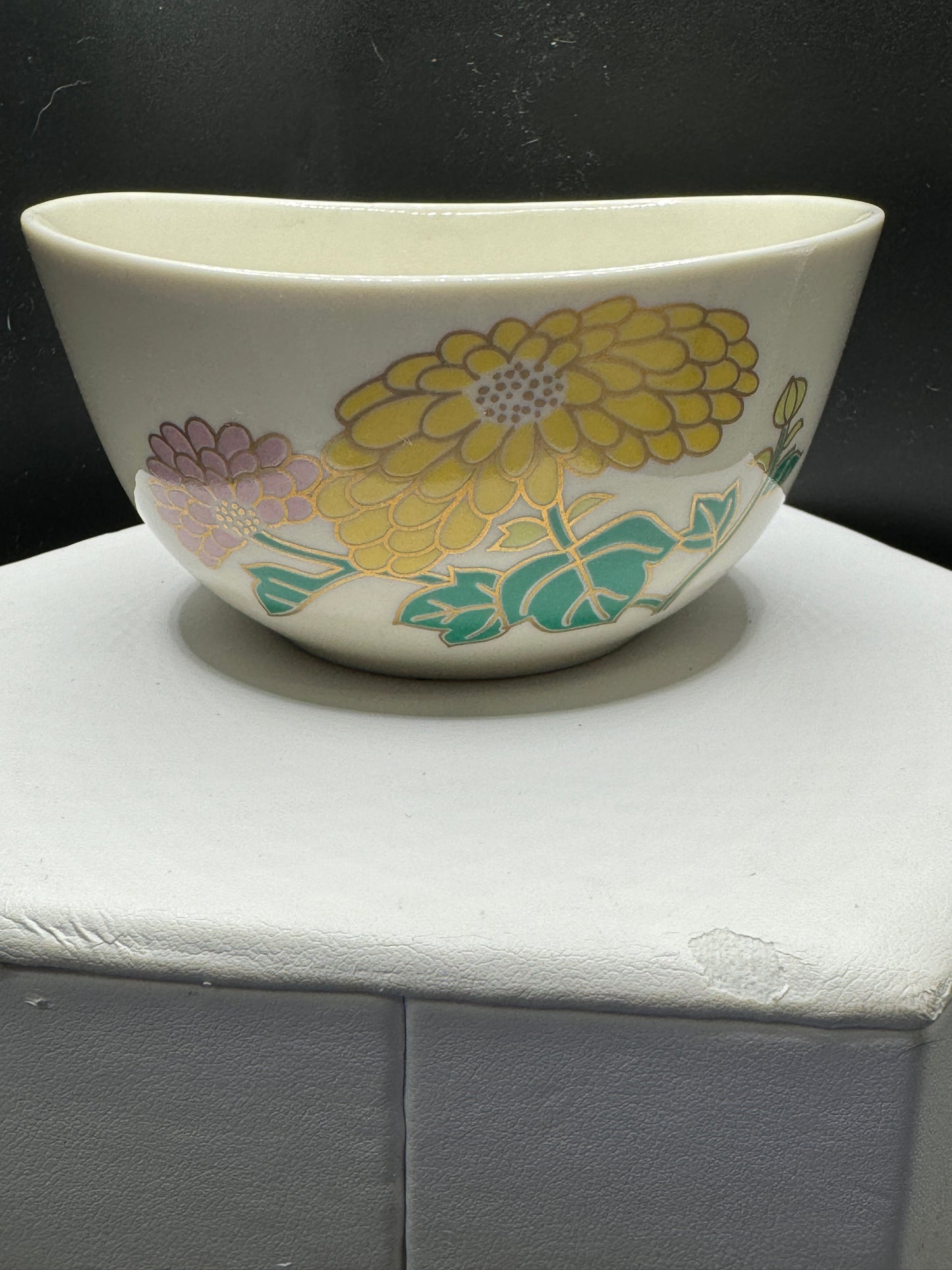 Chinese Rice Bowls Porcelain Beautifully hand painted (set of 5) - Vintage