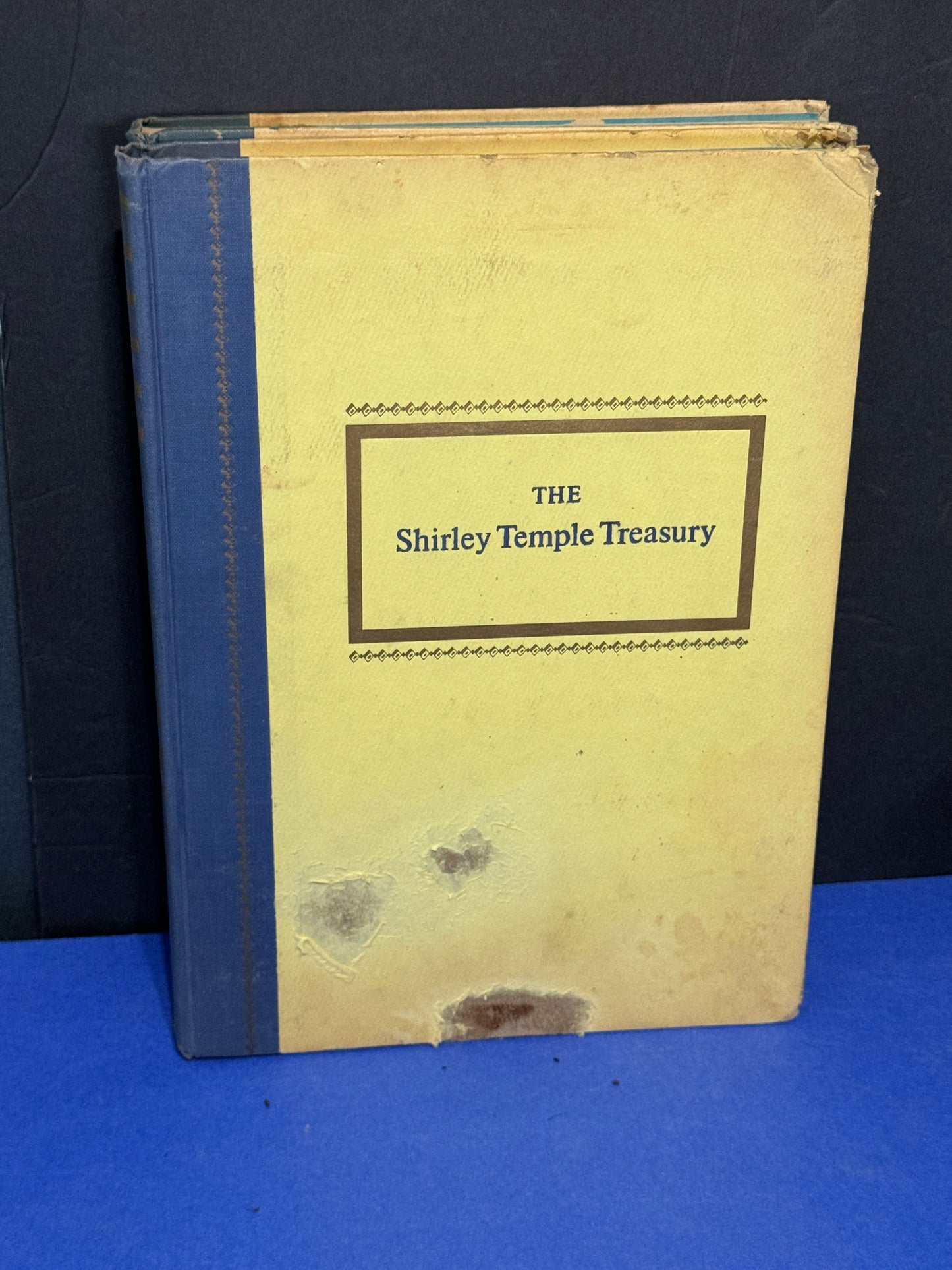 Shirley Temple Treasury - Hardback 1959