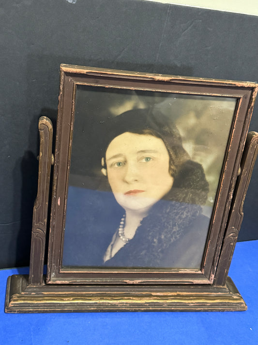 Woman pictured in a Wooden Swinging Picture Frame. 1940s or older - Antique