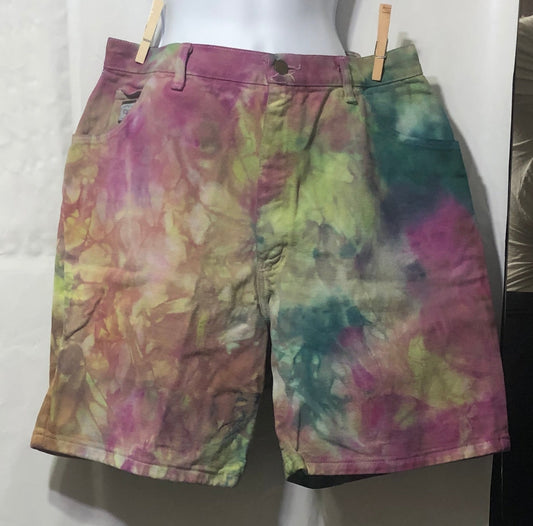 Upcycled Shorts - Wrangler Woman Size 16 Avg.