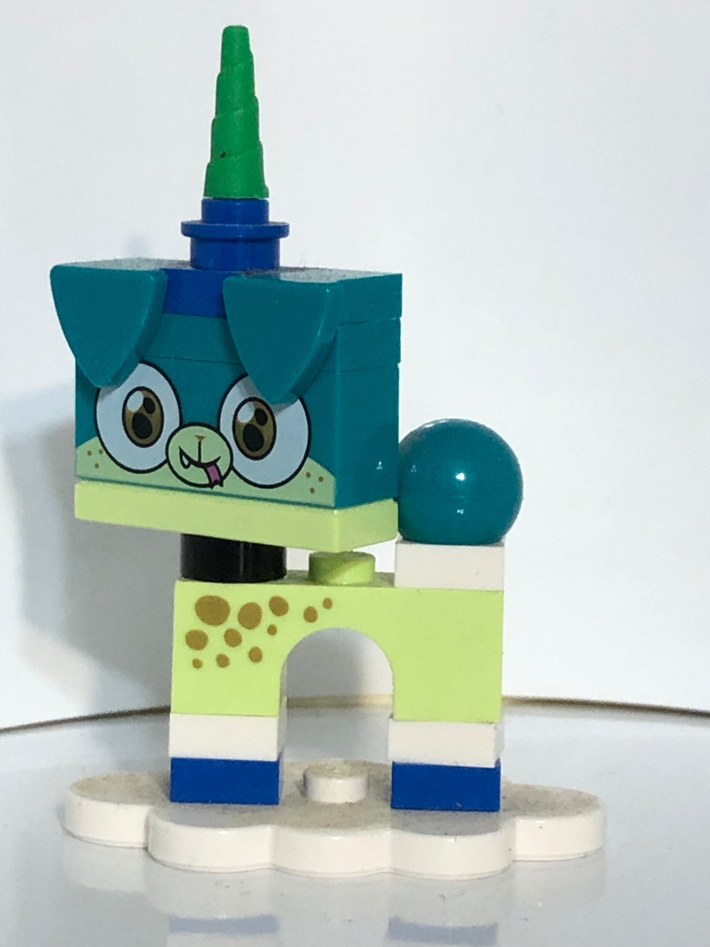 Lego Minifigure Collector Series - UniKitty