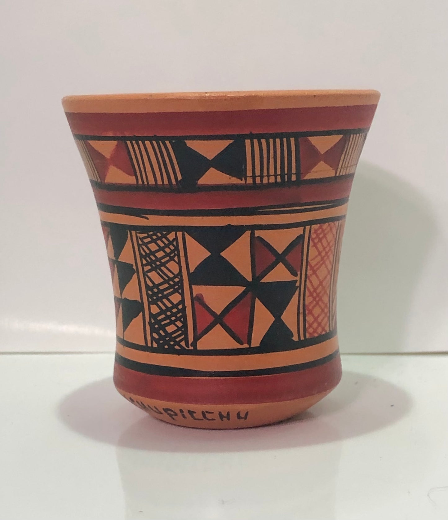 Pottery vase, Handpainted, Peru, 2-1/4", Folk Art, Geometric