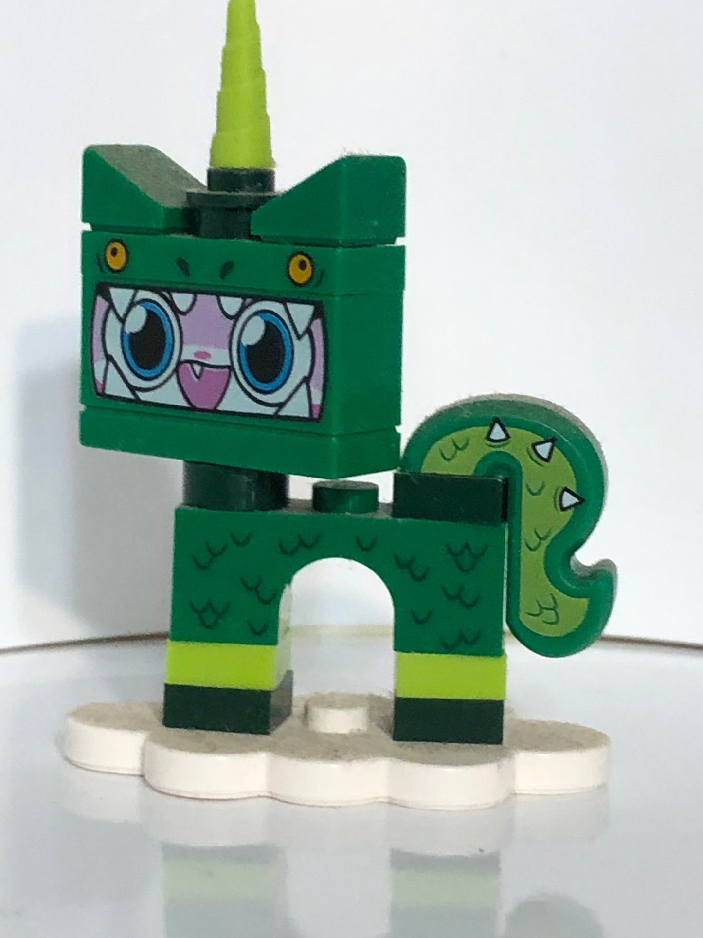 Lego Minifigure Collector Series - UniKitty